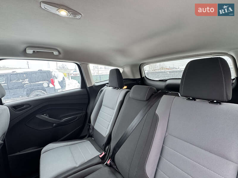 Внедорожник / Кроссовер Ford Escape 2016 в Остроге фото 27 Внедорожник / Кроссовер Ford Escape 2016 в Остроге