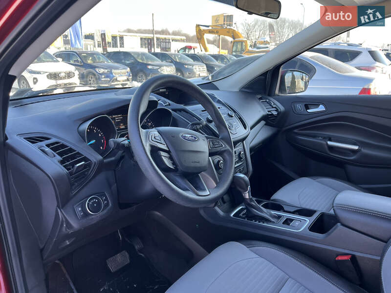 Позашляховик / Кросовер Ford Escape 2017 в Львові
