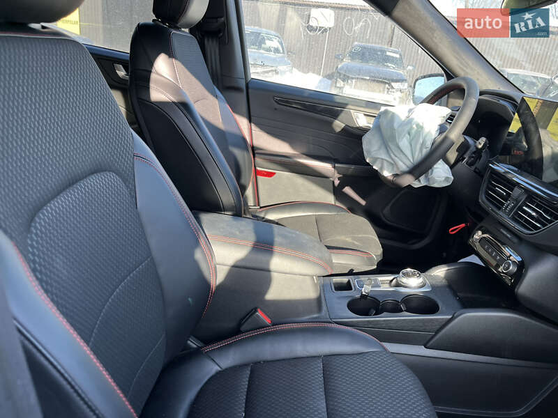 Позашляховик / Кросовер Ford Escape 2023 в Львові фото 16 Позашляховик / Кросовер Ford Escape 2023 в Львові