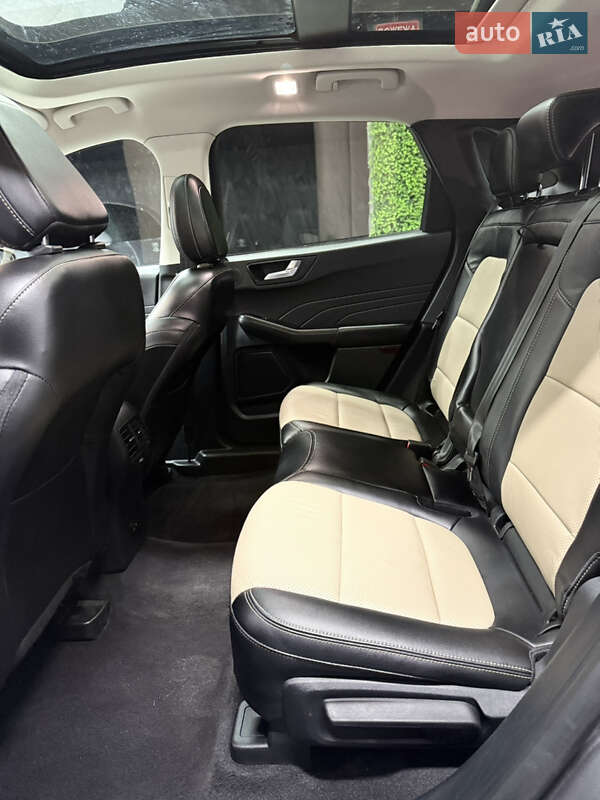 Позашляховик / Кросовер Ford Escape 2022 в Одесі