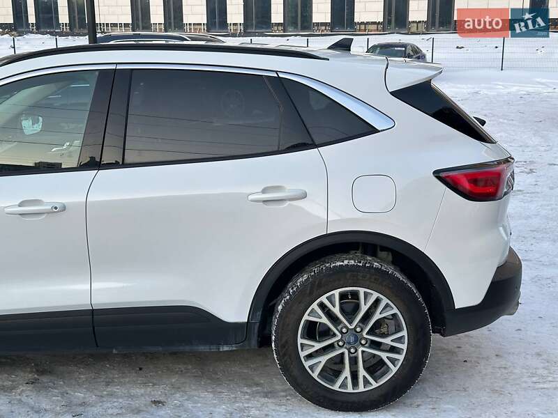 Внедорожник / Кроссовер Ford Escape 2020 в Киеве фото 5 Внедорожник / Кроссовер Ford Escape 2020 в Киеве