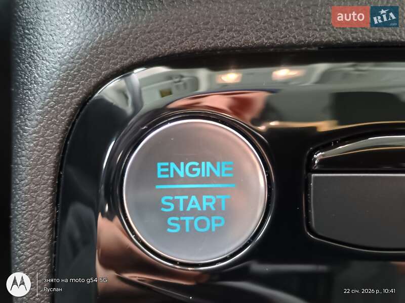 Внедорожник / Кроссовер Ford Escape 2023 в Хусте