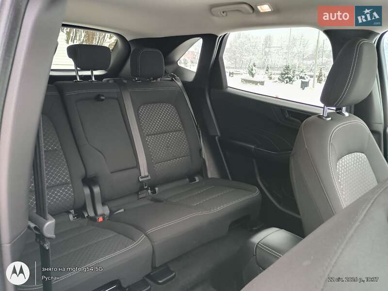 Внедорожник / Кроссовер Ford Escape 2023 в Хусте