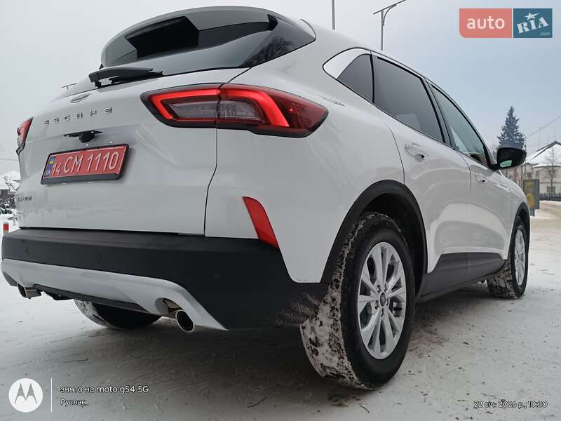 Внедорожник / Кроссовер Ford Escape 2023 в Хусте