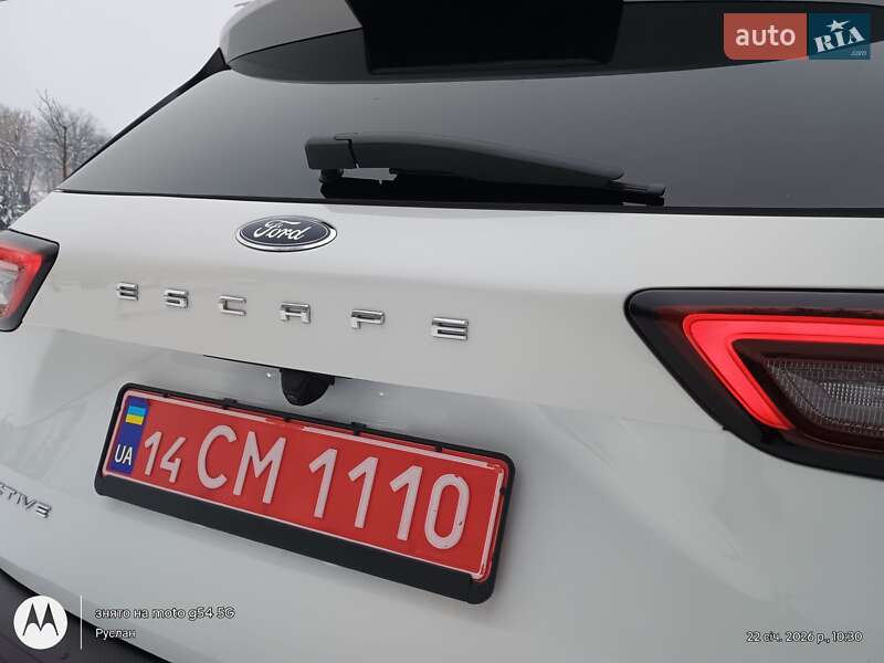 Внедорожник / Кроссовер Ford Escape 2023 в Хусте