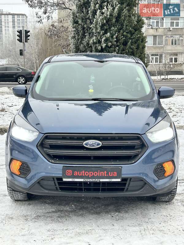 Позашляховик / Кросовер Ford Escape 2018 в Сумах