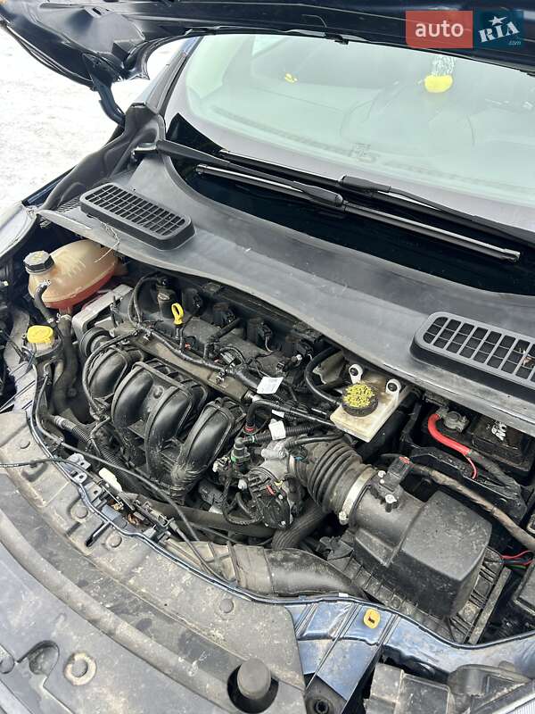 Позашляховик / Кросовер Ford Escape 2018 в Сумах