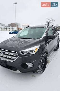 Внедорожник / Кроссовер Ford Escape 2018 в Виннице