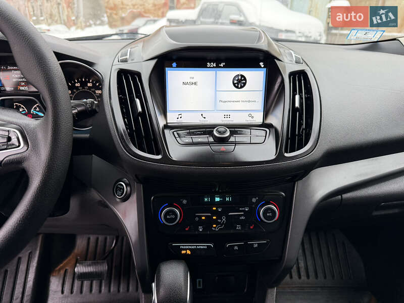 Внедорожник / Кроссовер Ford Escape 2019 в Дубно