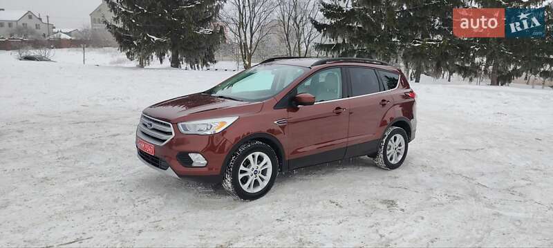 Позашляховик / Кросовер Ford Escape 2018 в Дубні фото 23 Позашляховик / Кросовер Ford Escape 2018 в Дубні