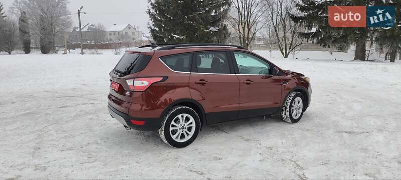 Позашляховик / Кросовер Ford Escape 2018 в Дубні фото 27 Позашляховик / Кросовер Ford Escape 2018 в Дубні