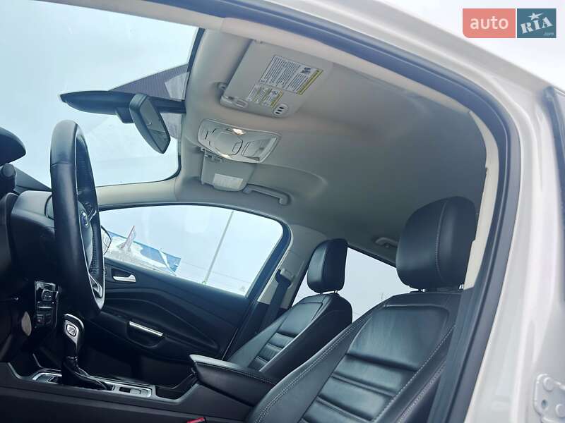 Позашляховик / Кросовер Ford Escape 2019 в Житомирі