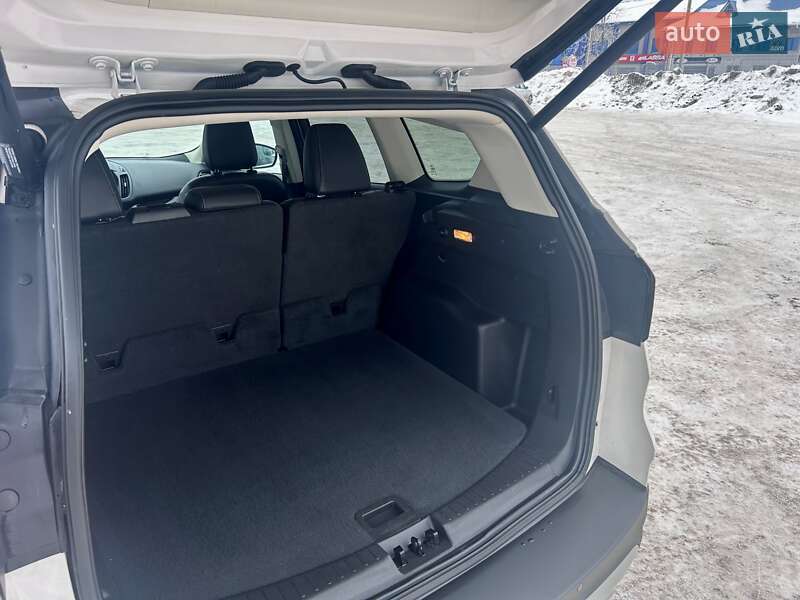 Позашляховик / Кросовер Ford Escape 2019 в Житомирі