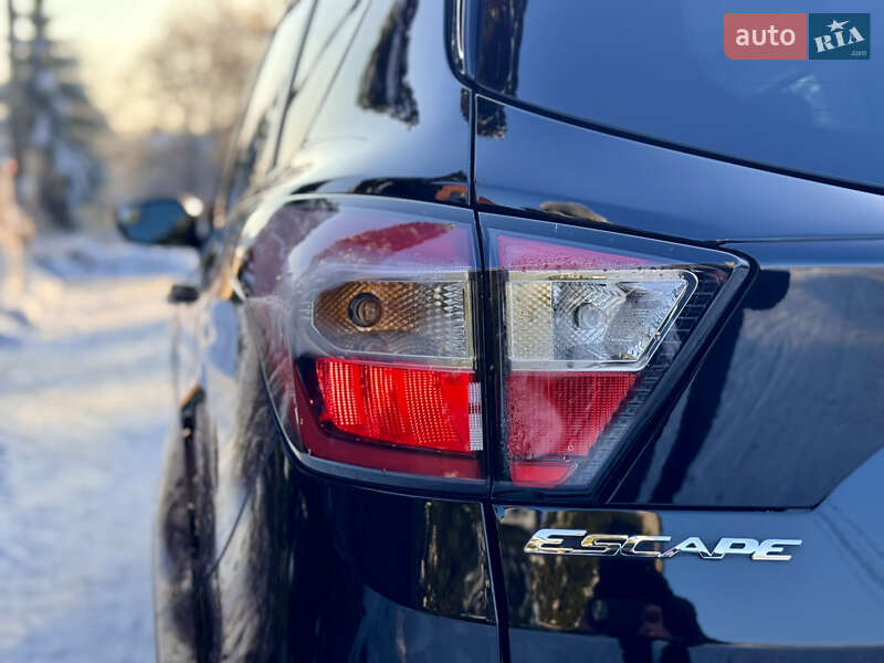 Внедорожник / Кроссовер Ford Escape 2018 в Киеве фото 15 Внедорожник / Кроссовер Ford Escape 2018 в Киеве