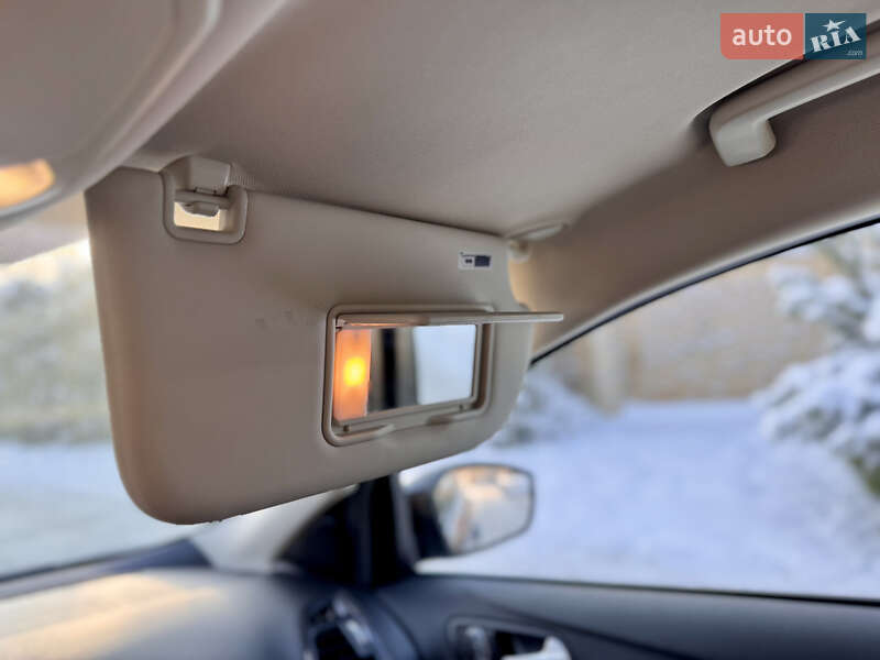 Внедорожник / Кроссовер Ford Escape 2018 в Киеве фото 43 Внедорожник / Кроссовер Ford Escape 2018 в Киеве