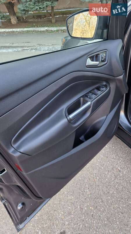 Внедорожник / Кроссовер Ford Escape 2017 в Николаеве фото 23 Внедорожник / Кроссовер Ford Escape 2017 в Николаеве