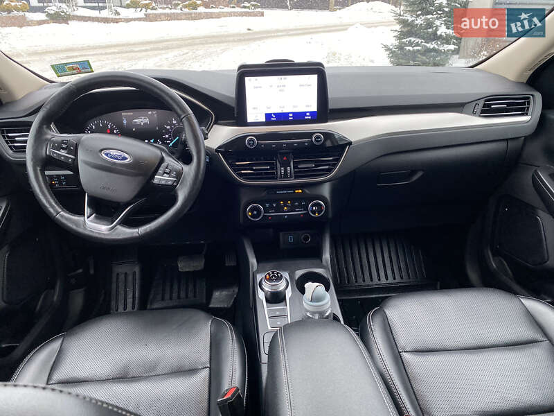 Внедорожник / Кроссовер Ford Escape 2019 в Киеве