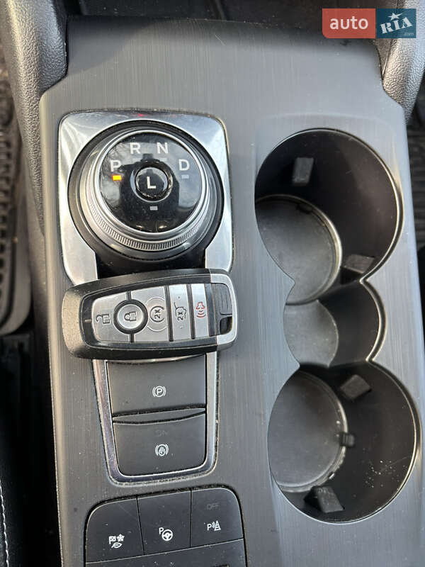 Внедорожник / Кроссовер Ford Escape 2020 в Киеве фото 11 Внедорожник / Кроссовер Ford Escape 2020 в Киеве