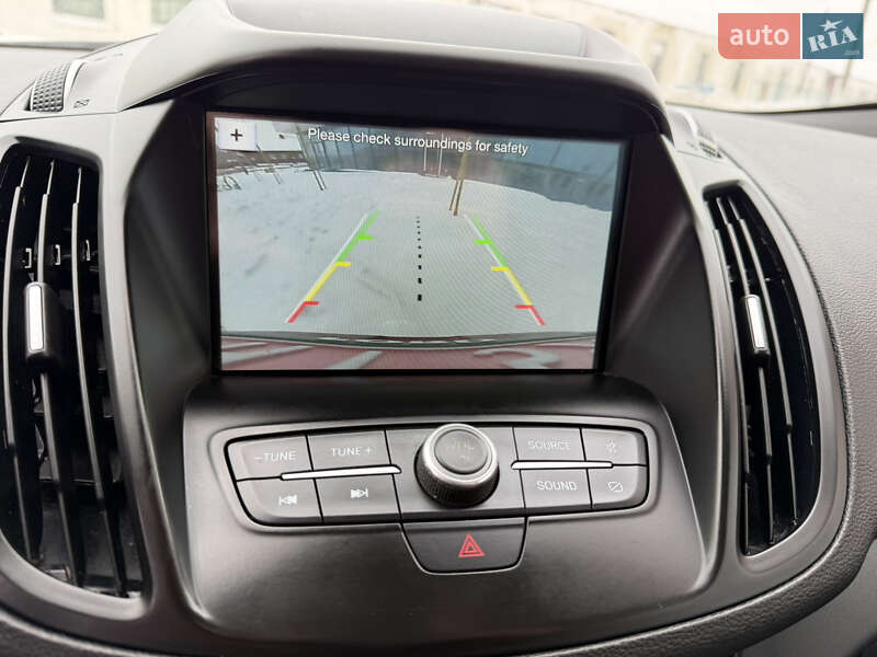 Внедорожник / Кроссовер Ford Escape 2019 в Дубно