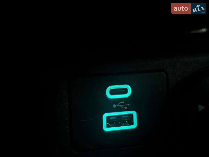 Внедорожник / Кроссовер Ford Escape 2023 в Борисполе