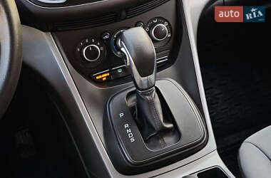 Внедорожник / Кроссовер Ford Escape 2015 в Харькове