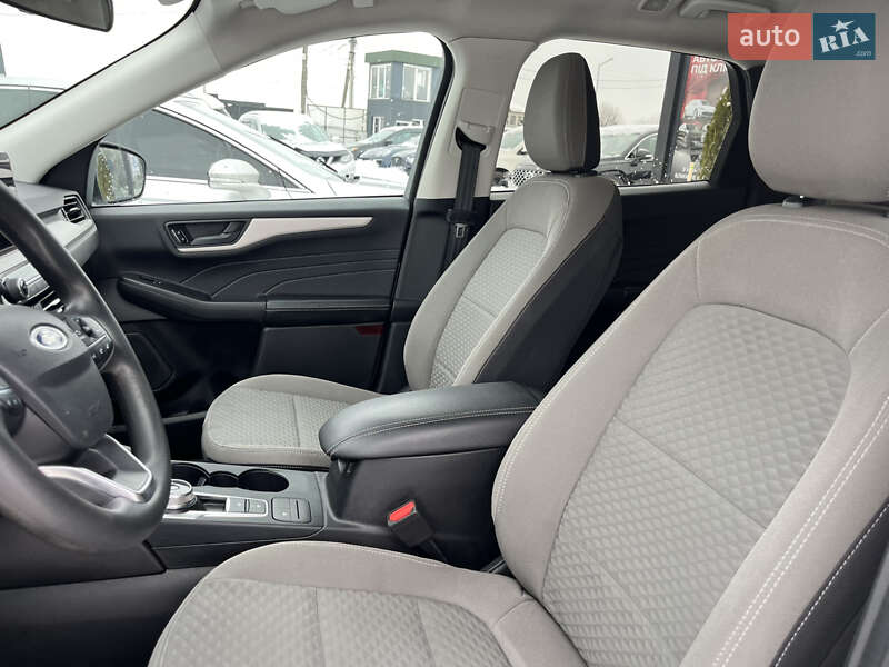 Внедорожник / Кроссовер Ford Escape 2021 в Львове
