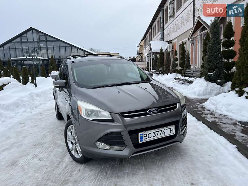 Позашляховик / Кросовер Ford Escape 2013 в Стрию