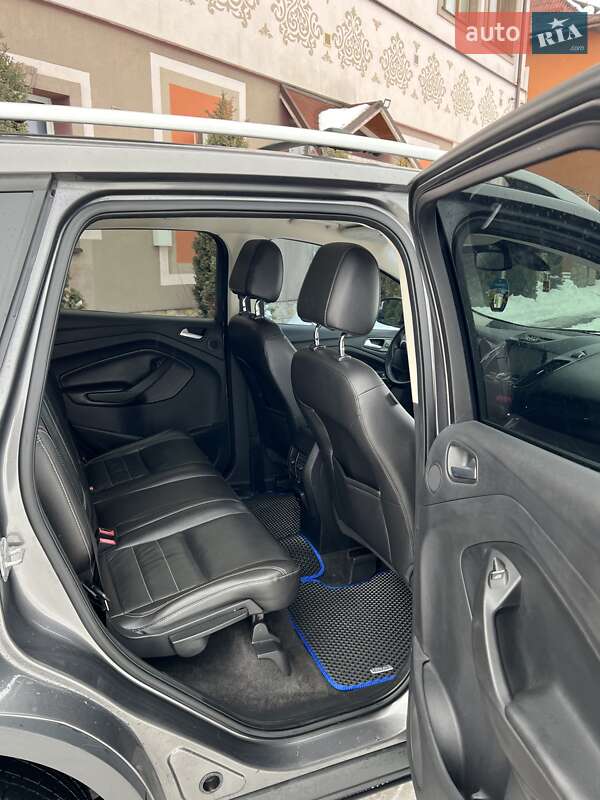 Позашляховик / Кросовер Ford Escape 2013 в Стрию