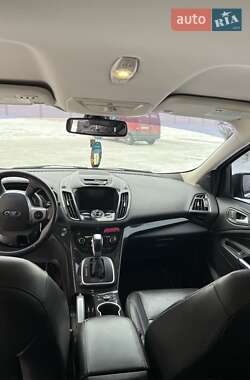 Позашляховик / Кросовер Ford Escape 2013 в Стрию