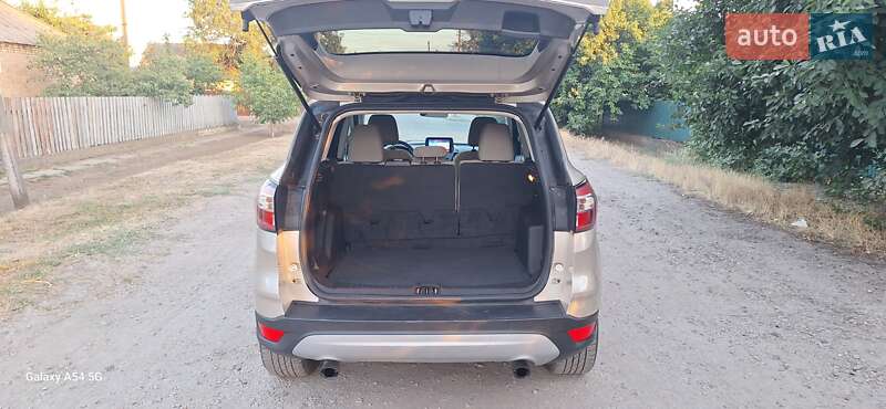 Позашляховик / Кросовер Ford Escape 2016 в Нікополі фото 9 Позашляховик / Кросовер Ford Escape 2016 в Нікополі