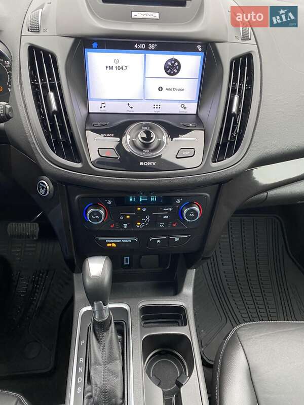 Позашляховик / Кросовер Ford Escape 2017 в Львові