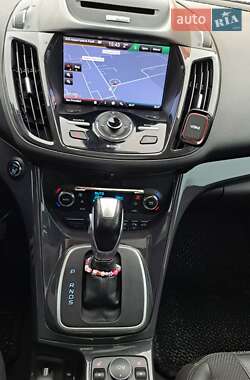 Внедорожник / Кроссовер Ford Escape 2013 в Нетешине