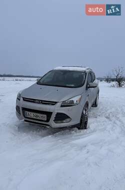 Позашляховик / Кросовер Ford Escape 2015 в Нововолинську