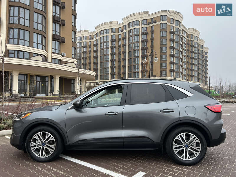 Позашляховик / Кросовер Ford Escape 2021 в Києві