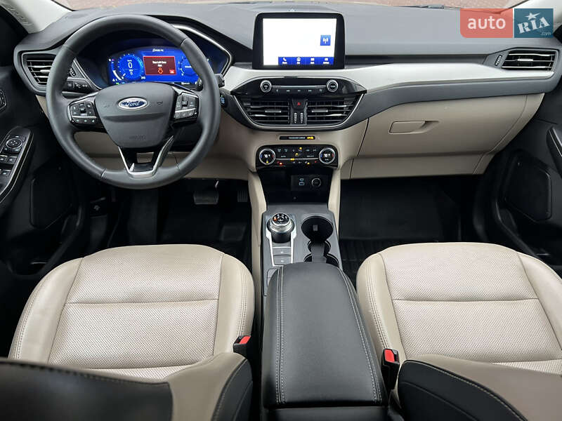 Позашляховик / Кросовер Ford Escape 2021 в Києві