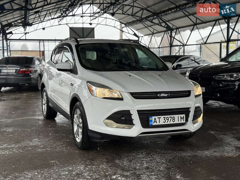 Внедорожник / Кроссовер Ford Escape 2014 в Ивано-Франковске