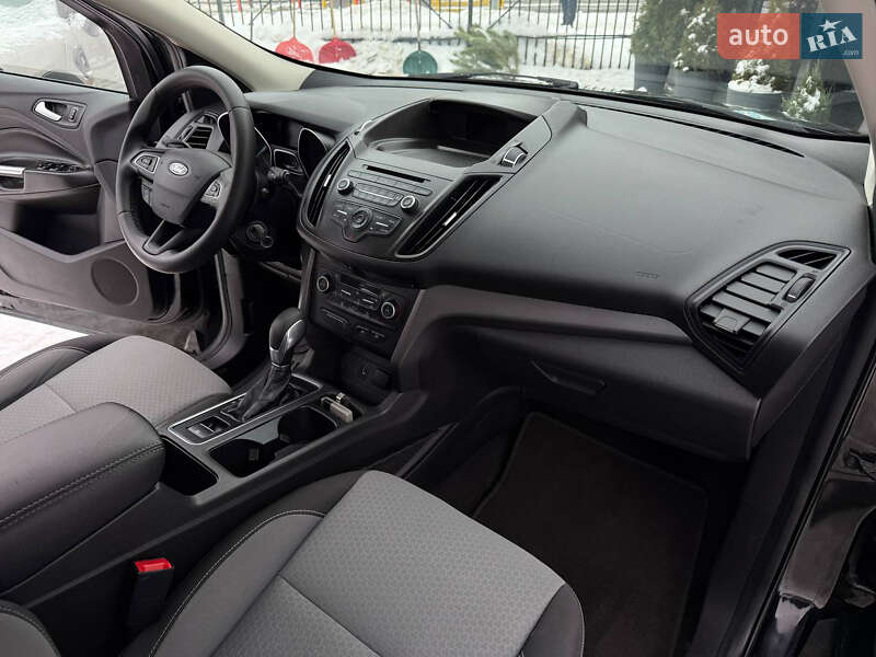 Позашляховик / Кросовер Ford Escape 2018 в Києві