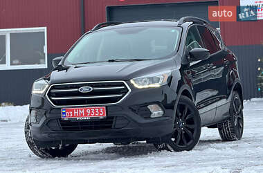 Внедорожник / Кроссовер Ford Escape 2017 в Дубно