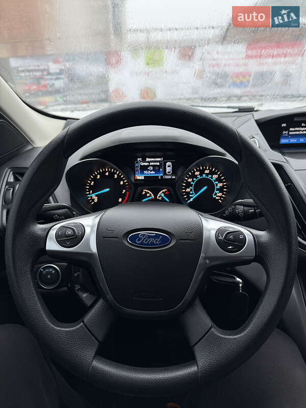 Внедорожник / Кроссовер Ford Escape 2016 в Лубнах фото 67 Внедорожник / Кроссовер Ford Escape 2016 в Лубнах