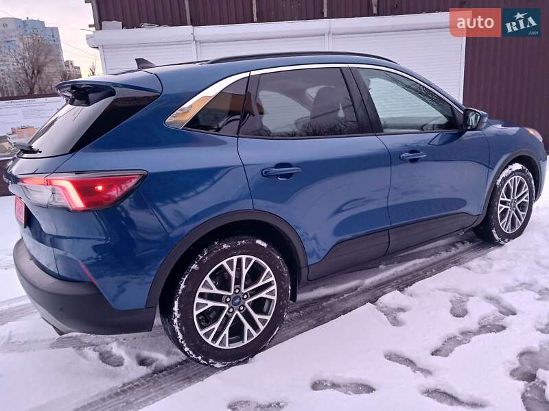Позашляховик / Кросовер Ford Escape 2022 в Броварах