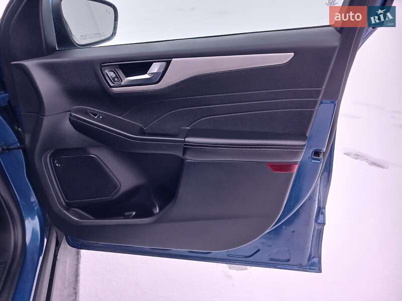 Позашляховик / Кросовер Ford Escape 2022 в Броварах