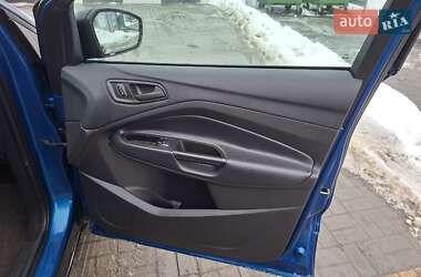 Позашляховик / Кросовер Ford Escape 2017 в Харкові