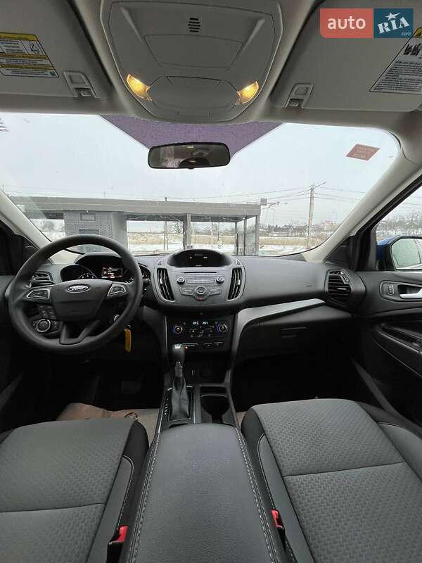 Позашляховик / Кросовер Ford Escape 2017 в Львові