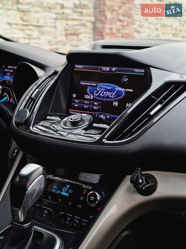 Внедорожник / Кроссовер Ford Escape 2012 в Стрые