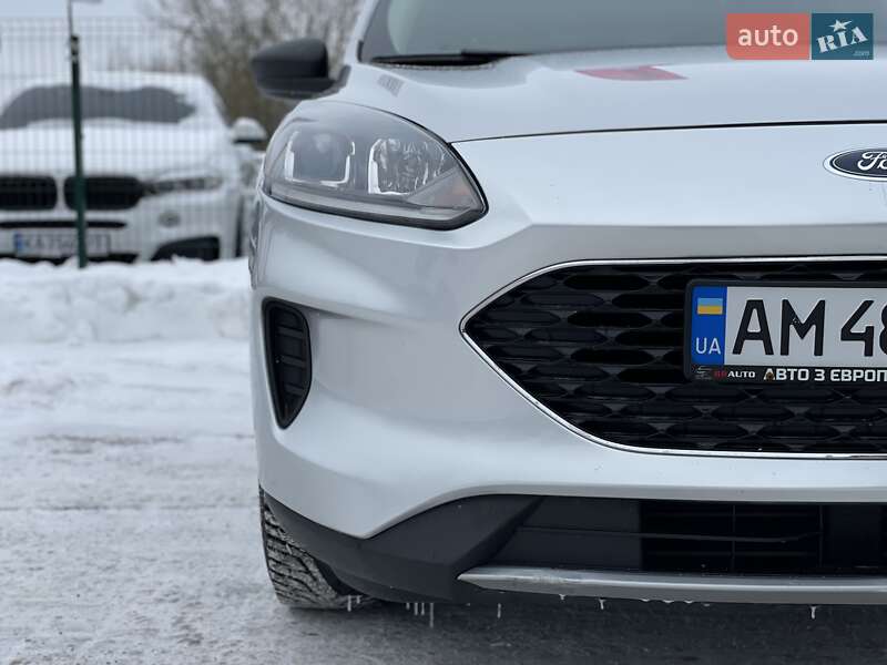 Внедорожник / Кроссовер Ford Escape 2020 в Бердичеве