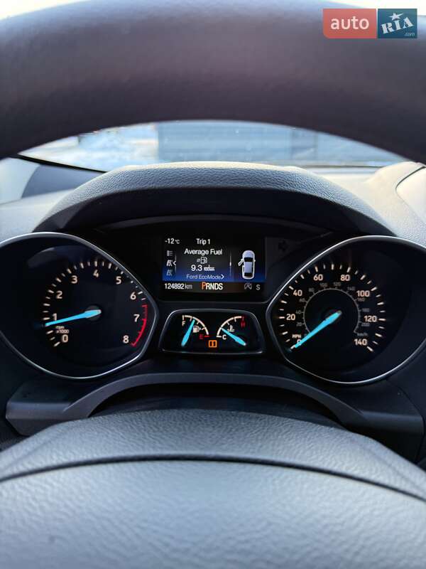 Позашляховик / Кросовер Ford Escape 2016 в Івано-Франківську