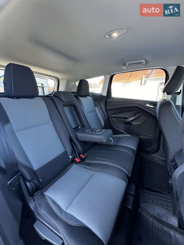 Внедорожник / Кроссовер Ford Escape 2017 в Белой Церкви