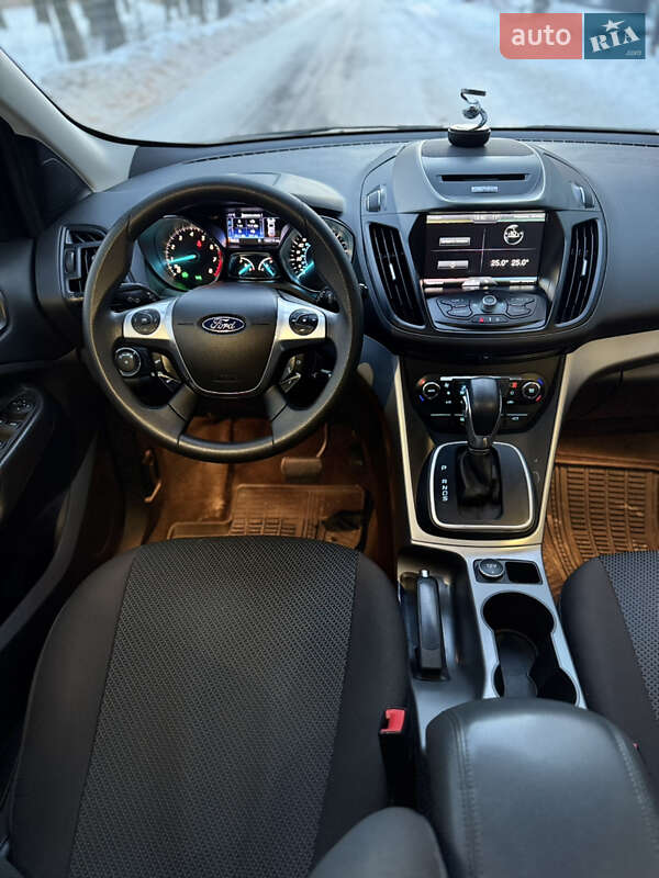 Позашляховик / Кросовер Ford Escape 2012 в Чернігові