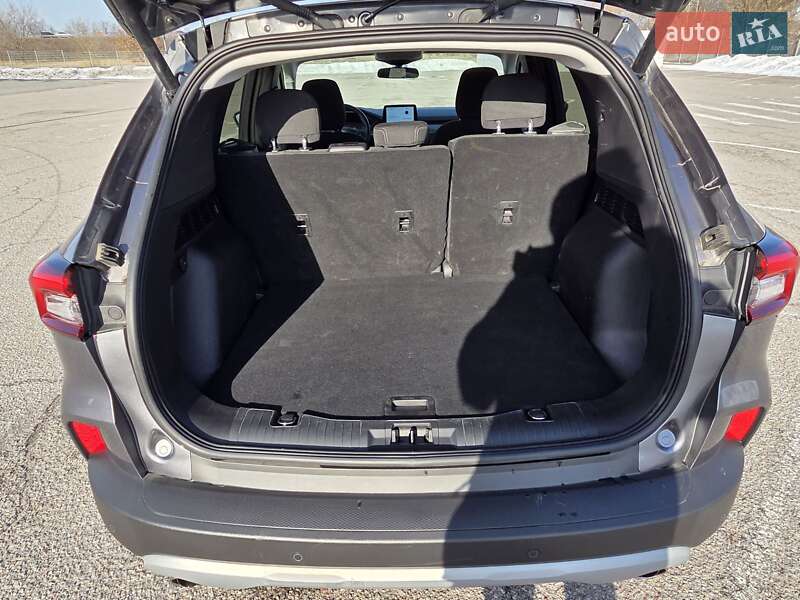 Внедорожник / Кроссовер Ford Escape 2023 в Днепре