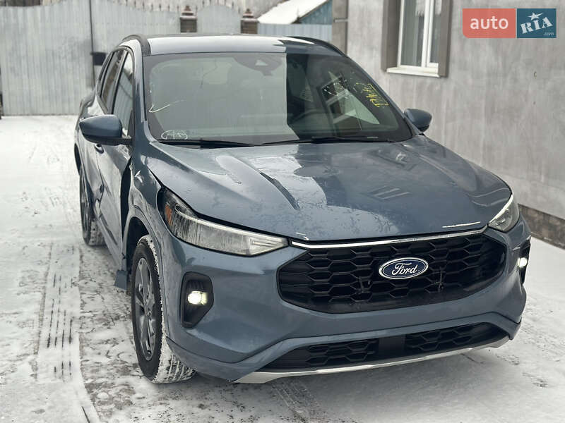 Позашляховик / Кросовер Ford Escape 2024 в Рівному